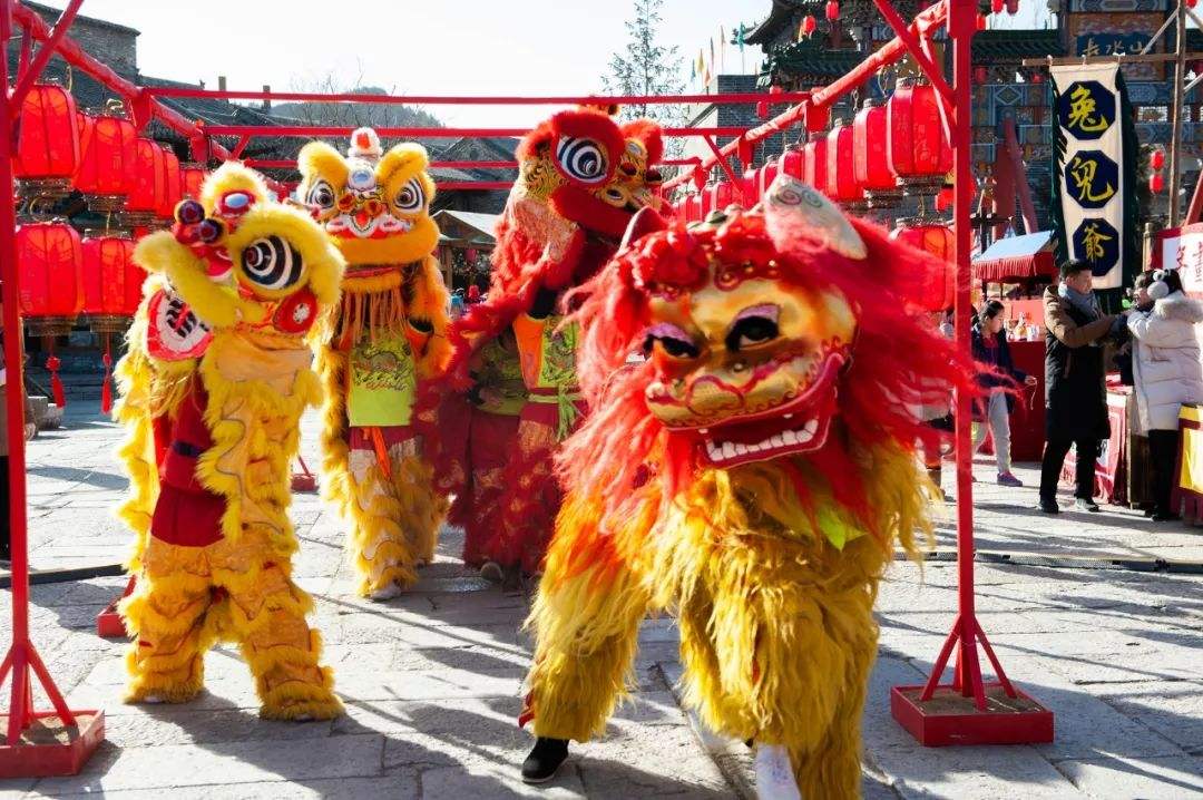 北京舞龍舞獅隊(duì)表演多少錢、哪家好更專業(yè)?
